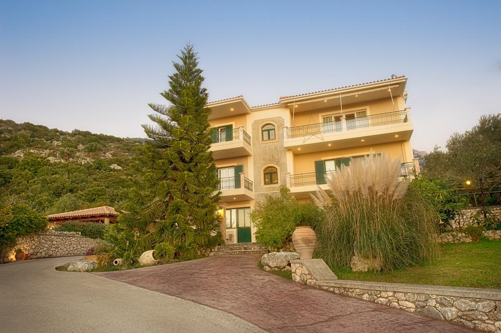 Evianna Studios Mousata Exterior photo